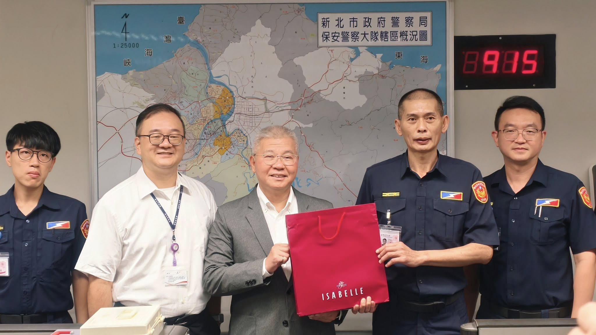局長探班市府警衛隊！暖心對話直擊